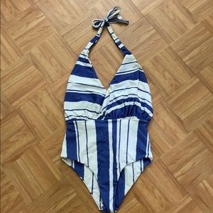 Gillia one piece bikini